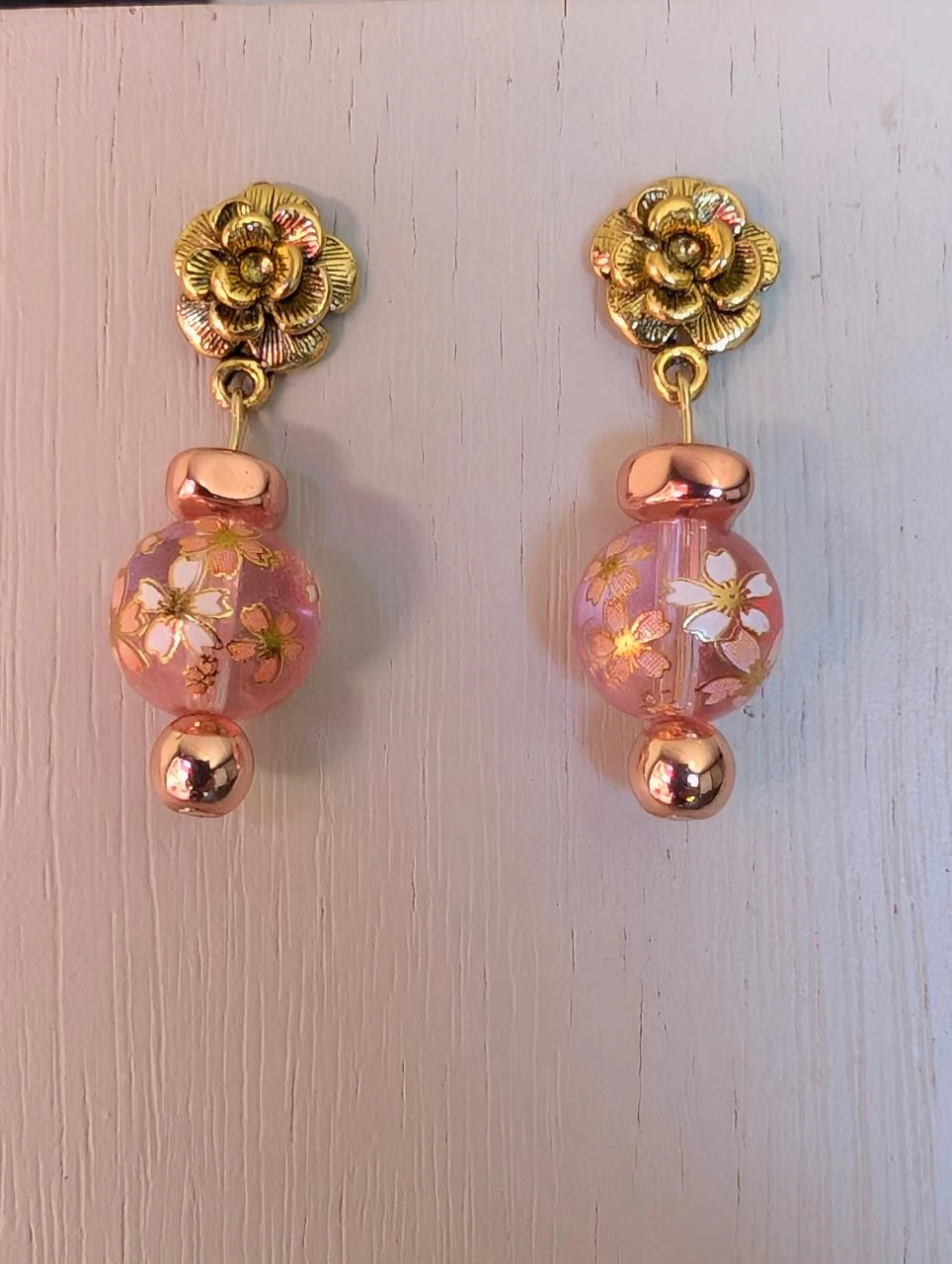 Set necklace and earrings on a chain with Japanese sakura pink beads PA1163 – photo 3